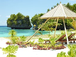 Amun Ini Beach Resort & Spa