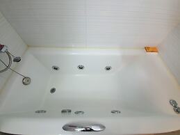 Friendly DH Naissance Hotel by Mindrum Group