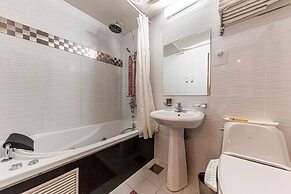 Friendly DH Naissance Hotel by Mindrum Group