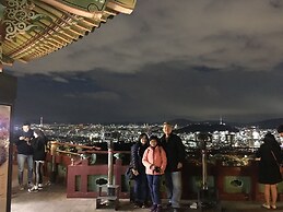 Friendly DH Naissance Hotel by Mindrum Group