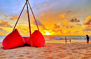 HANZ AND Sunset Beach Resort