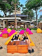 HANZ AND Sunset Beach Resort