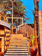 HANZ AND Sunset Beach Resort