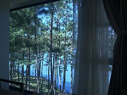 Terracotta Hotel & Resort Dalat