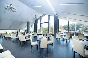 Terracotta Hotel & Resort Dalat