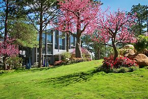 Terracotta Hotel & Resort Dalat