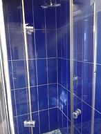 Only for two Giumbabulla Home and spa