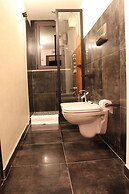 Only for two Giumbabulla Home and spa