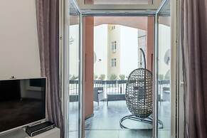 Starlight Luxury Rooms