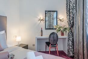 Starlight Luxury Rooms