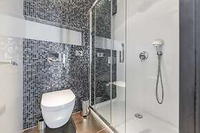 Starlight Luxury Rooms