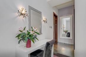 Starlight Luxury Rooms