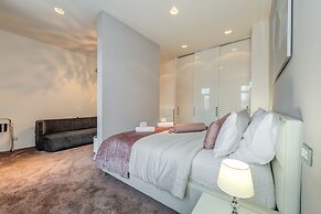 Starlight Luxury Rooms