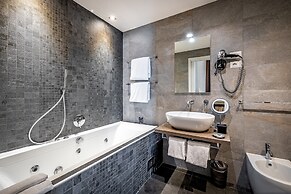 Palazzo Alfieri Residenza d’epoca – Alfieri Collezione