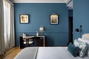 The Fifteen Keys Hotel