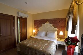 By Murat Royal Hotels