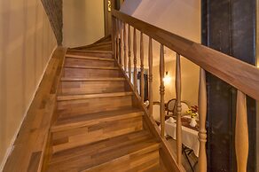 By Murat Royal Hotels