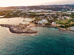 Oz Hotels İncekum Beach Resort
