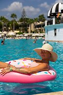 Oz Hotels İncekum Beach Resort