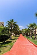 Oz Hotels İncekum Beach Resort
