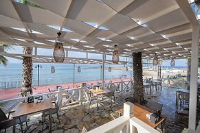 Oz Hotels İncekum Beach Resort