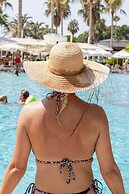 Oz Hotels İncekum Beach Resort