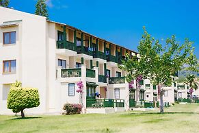 Oz Hotels İncekum Beach Resort