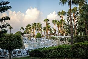 Oz Hotels İncekum Beach Resort