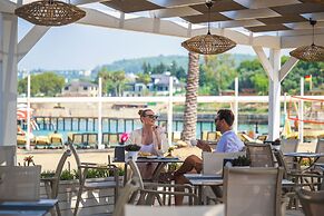 Oz Hotels İncekum Beach Resort