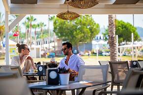 Oz Hotels İncekum Beach Resort