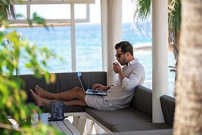 Oz Hotels İncekum Beach Resort