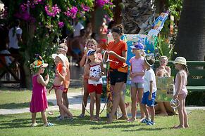 Oz Hotels İncekum Beach Resort