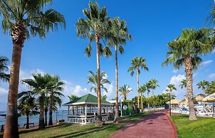 Oz Hotels İncekum Beach Resort