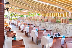 Oz Hotels İncekum Beach Resort