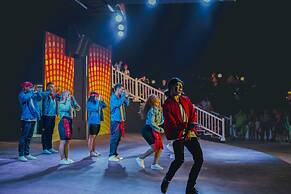 Oz Hotels İncekum Beach Resort