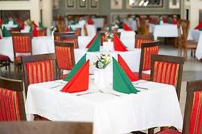 Oz Hotels İncekum Beach Resort