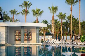 Oz Hotels İncekum Beach Resort