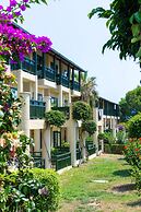 Oz Hotels İncekum Beach Resort