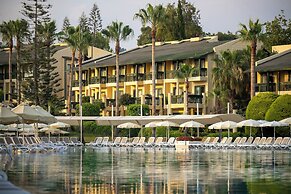 Oz Hotels İncekum Beach Resort