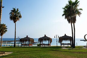 Oz Hotels İncekum Beach Resort