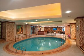 Oz Hotels İncekum Beach Resort