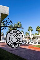 Oz Hotels İncekum Beach Resort