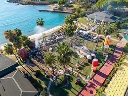 Oz Hotels İncekum Beach Resort