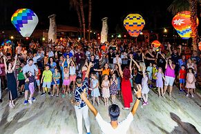 Oz Hotels İncekum Beach Resort