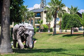 Oz Hotels İncekum Beach Resort