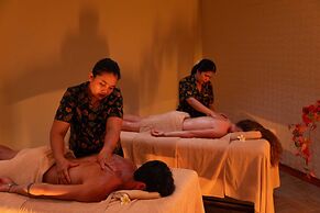 Oz Hotels İncekum Beach Resort