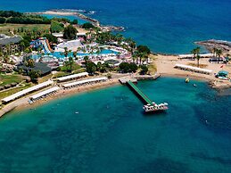 Oz Hotels İncekum Beach Resort