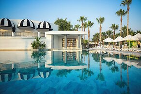 Oz Hotels İncekum Beach Resort