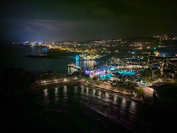 Oz Hotels İncekum Beach Resort