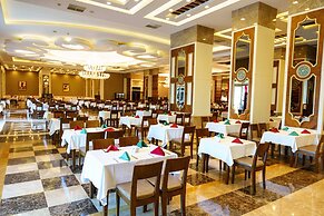 Oz Hotels Side Premium